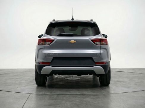 Used 2025 Chevrolet TrailBlazer LT FWD image 7