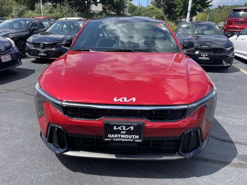 Used 2025 Kia K4 GT-Line w/ GT-Line Premium Package FWD image 11
