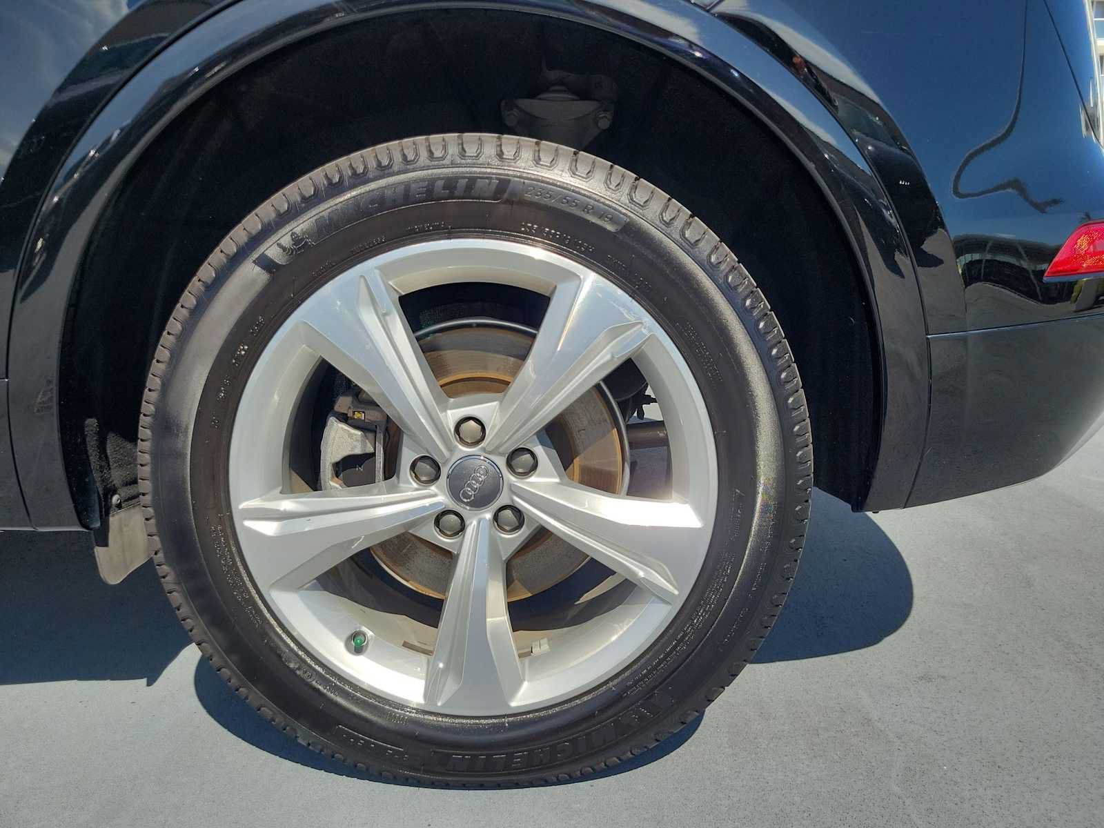 Used 2018 Audi Q5 2.0T Premium Plus AWD/4WD image 12