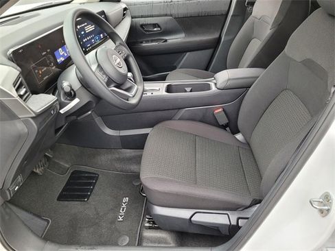 New 2026 Nissan Kicks S image 9