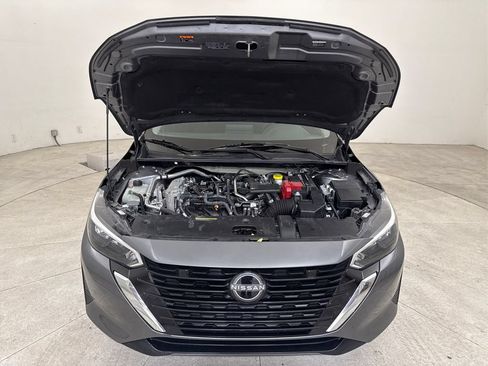 Used 2025 Nissan Sentra SV FWD image 15