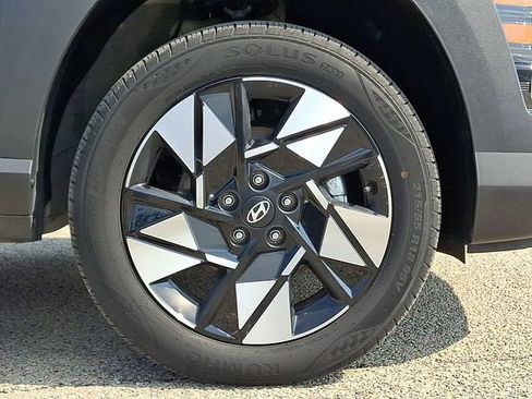 Used 2025 Hyundai Kona SEL image 8