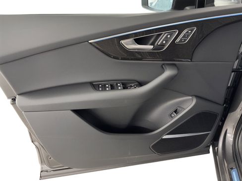 New 2026 Audi Q7 Premium image 14