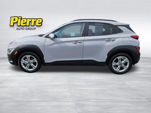 Used 2023 Hyundai Kona SEL image 2