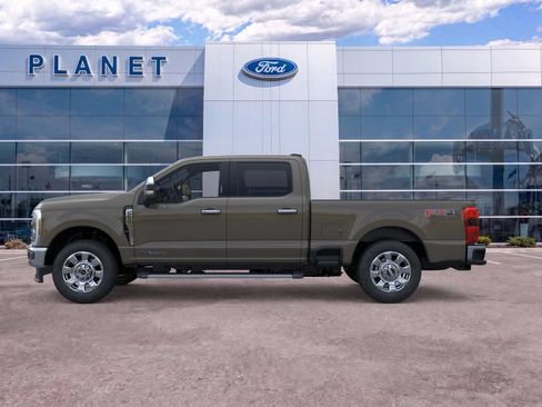 New 2026 Ford F250 Lariat w/ Chrome Package AWD/4WD image 3