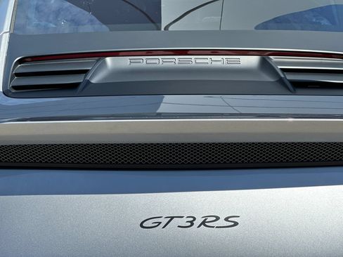 Certified 2019 Porsche 911 GT3 RS RWD image 37