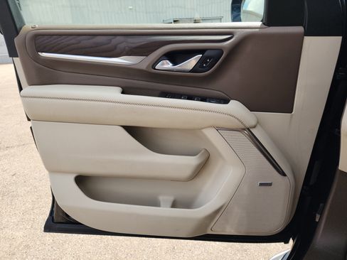 Used 2021 GMC Yukon XL Denali image 19