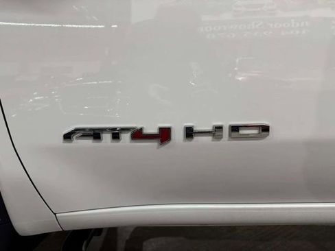 Used 2022 GMC Sierra 2500 AT4 AWD/4WD image 13