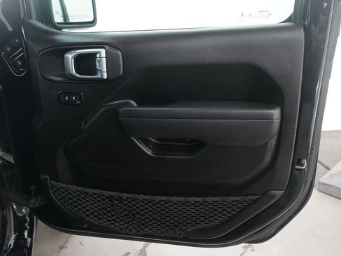 Used 2023 Jeep Wrangler Sport S AWD/4WD image 9