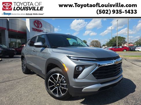 Used 2025 Chevrolet TrailBlazer LT AWD/4WD image 1