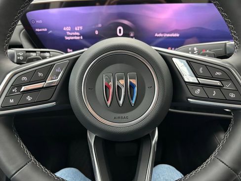 New 2025 Buick Envision Preferred image 25