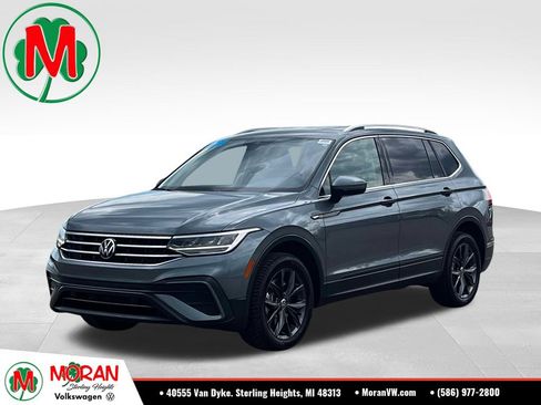 Used 2022 Volkswagen Tiguan SE AWD/4WD image 1