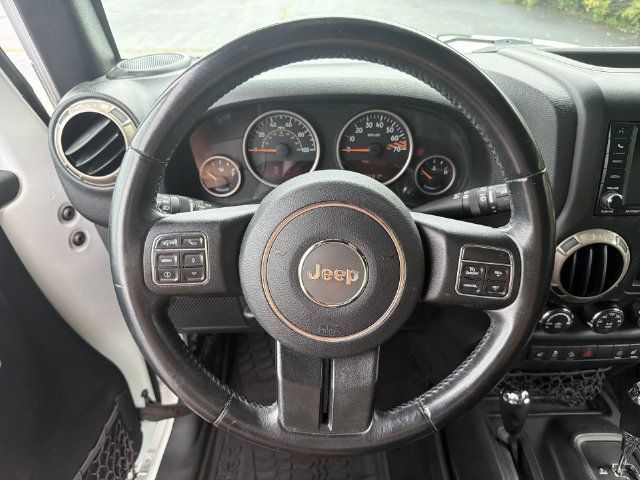 Used 2017 Jeep Wrangler Unlimited Sahara AWD/4WD image 26