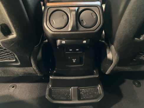 Used 2021 Jeep Wrangler Unlimited Rubicon w/ Uconnect 4C Nav & Sound Group image 24