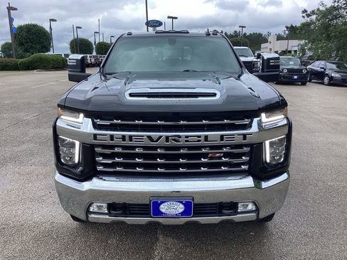 Used 2022 Chevrolet Silverado 2500 LTZ image 2
