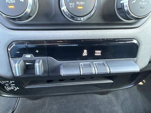 Used 2024 RAM 2500 Big Horn image 26