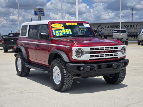 Certified 2025 Ford Bronco Heritage Edition AWD/4WD image 3