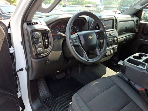 Certified 2023 Chevrolet Silverado 1500 Custom w/ LPO, Dark Essentials Package AWD/4WD image 25