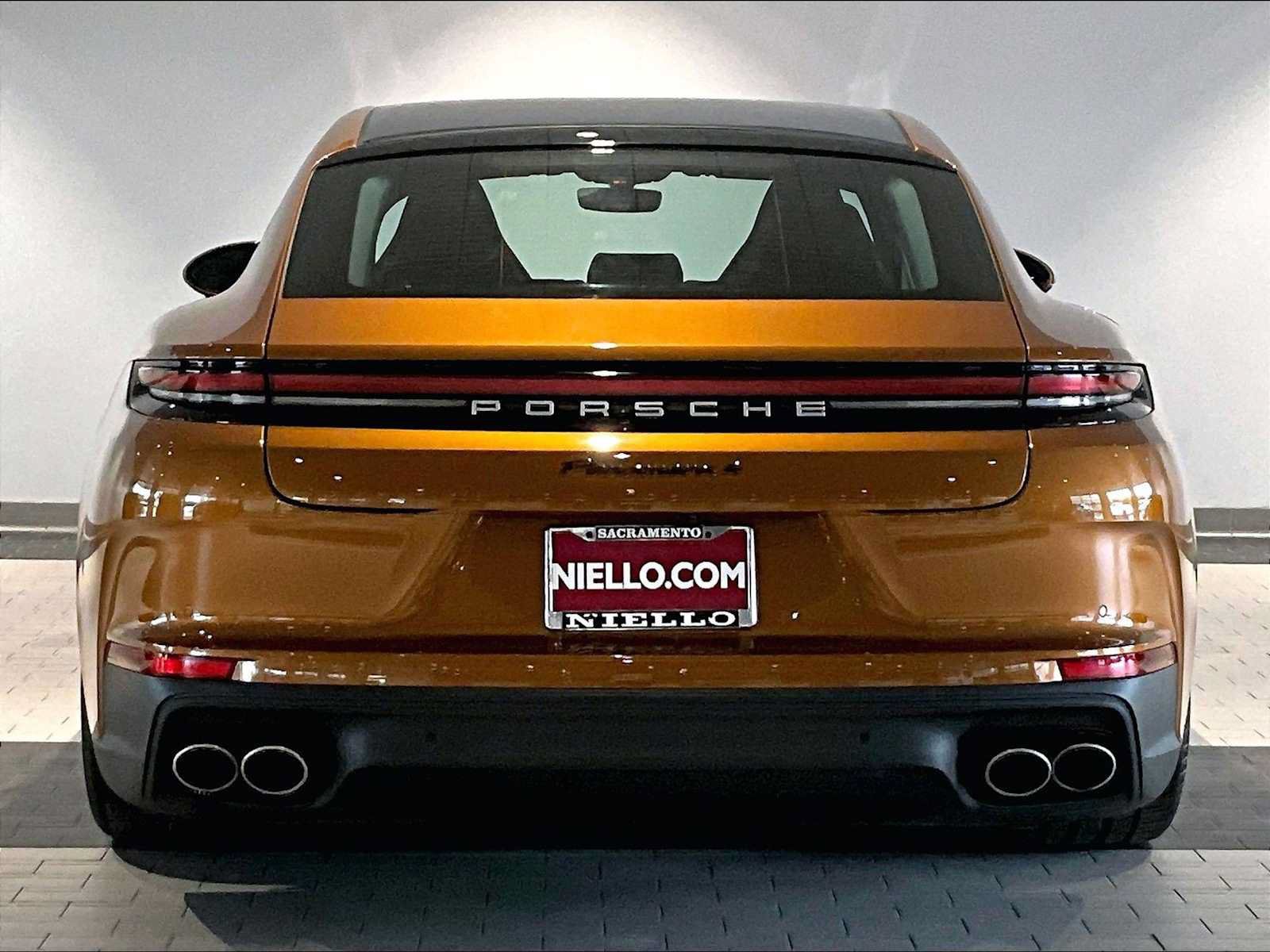 Used 2025 Porsche Panamera 4 AWD/4WD image 10