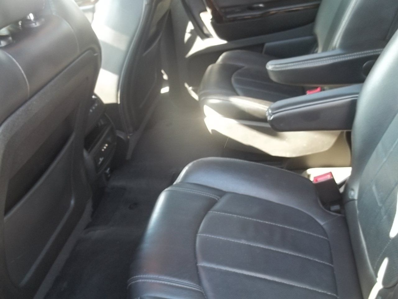 Used 2016 GMC Acadia Denali FWD image 11