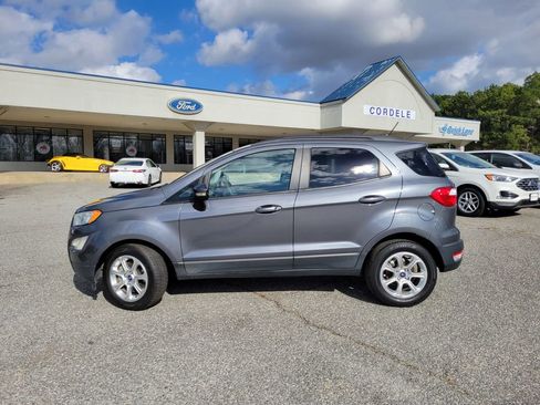Used 2021 Ford EcoSport SE image 2