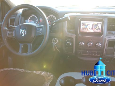 Used 2018 RAM 2500 Tradesman w/ Chrome Appearance Group AWD/4WD image 19