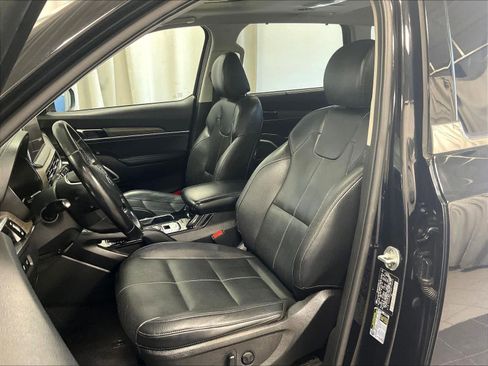 Used 2021 Kia Telluride EX image 10