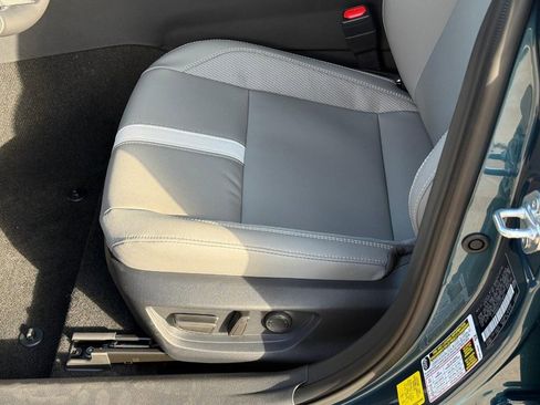 New 2026 Toyota Camry SE (Natl) image 13