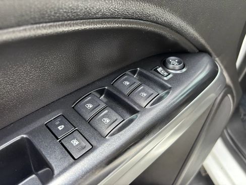 Used 2016 Chevrolet Colorado LT w/ LT Convenience Package RWD image 46