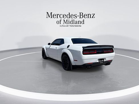 Used 2019 Dodge Challenger SRT Hellcat Redeye RWD image 6