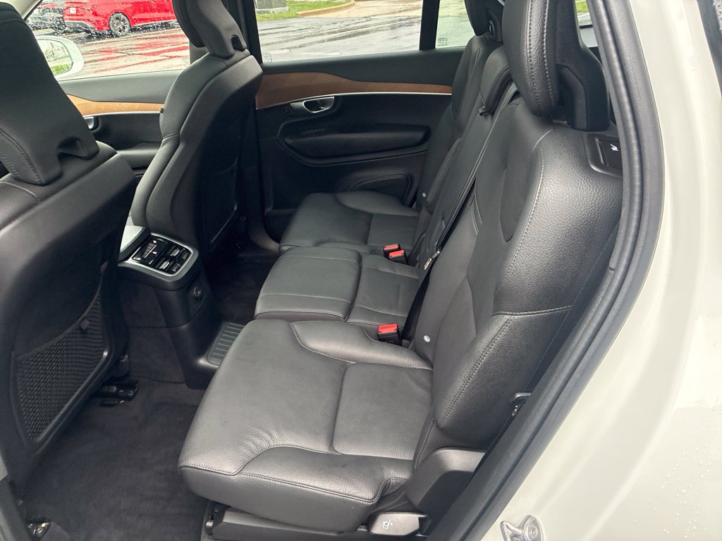 Certified 2024 Volvo XC90 T8 Plus w/ Protection Package Premier AWD/4WD image 10
