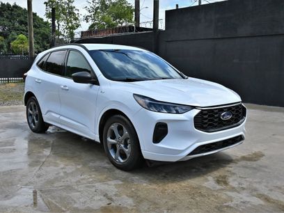 Used 2023 Ford Escape ST-Line w/ Cold Weather Package