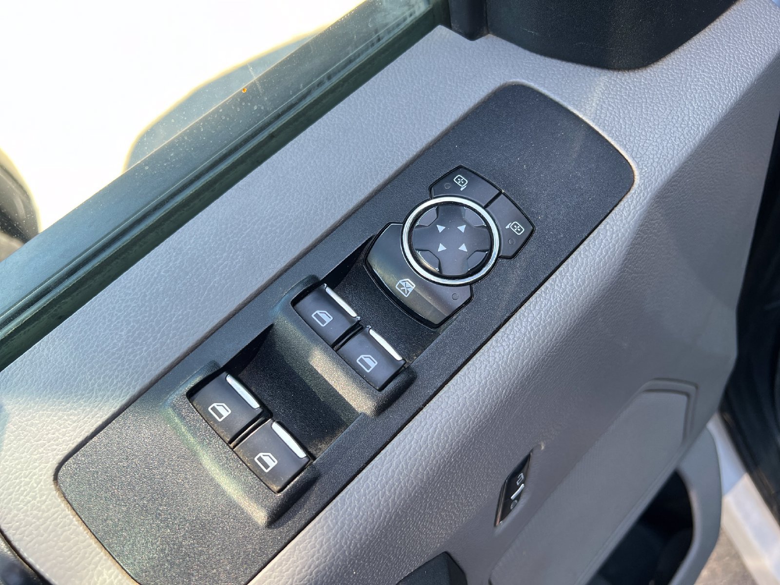 Used 2018 Ford F350 XL w/ Power Equipment Group AWD/4WD image 23