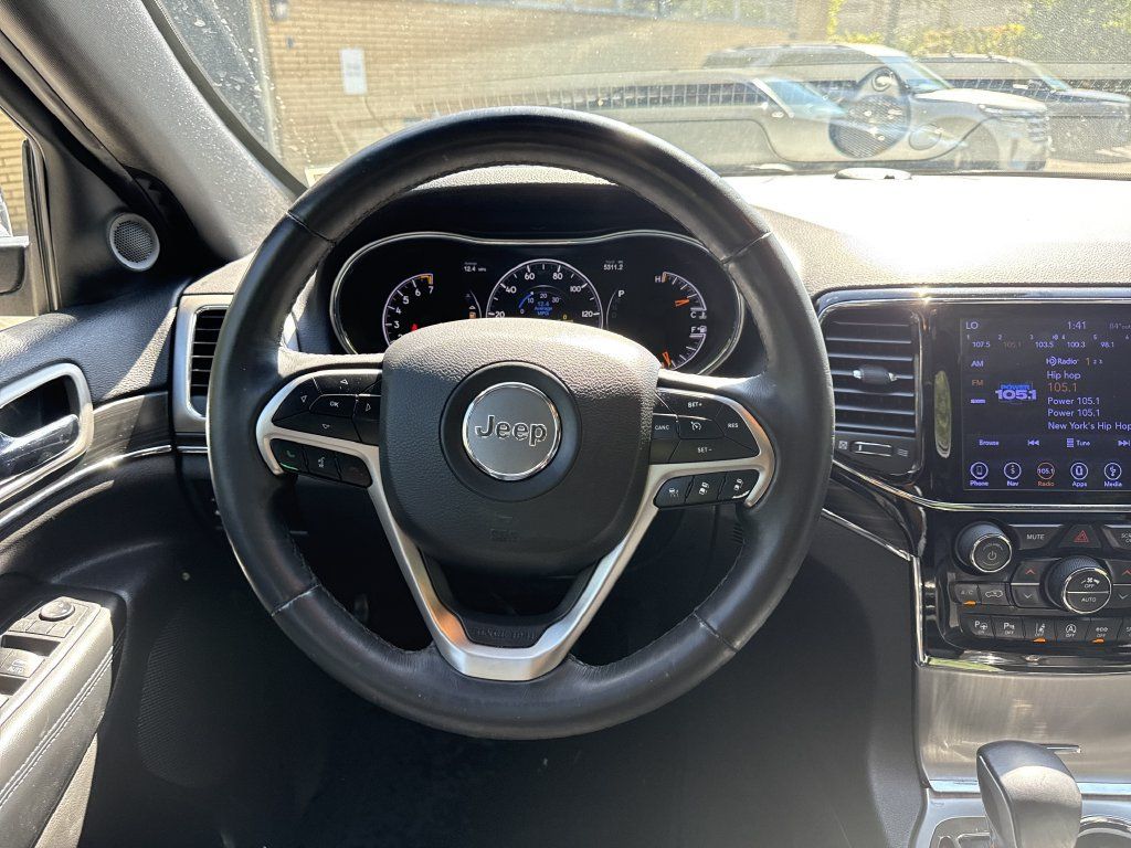 Used 2019 Jeep Grand Cherokee Limited w/ Luxury Group II AWD/4WD image 15