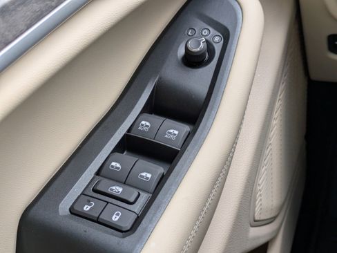 New 2025 Jeep Grand Cherokee L Limited image 28