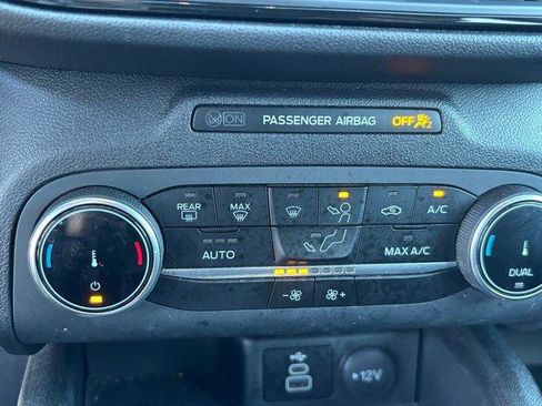 Used 2024 Ford Escape ST-Line image 25