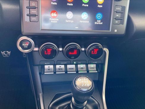 Used 2023 Toyota GR86 Premium w/ ALL Weather Mat Package (TMS) RWD image 14