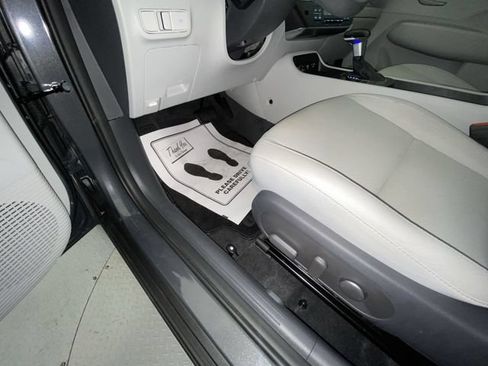 Used 2024 Hyundai Kona SEL AWD/4WD image 12