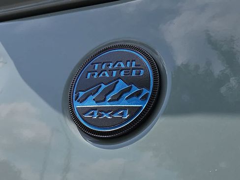 Used 2024 Jeep Wrangler Unlimited AWD/4WD image 29