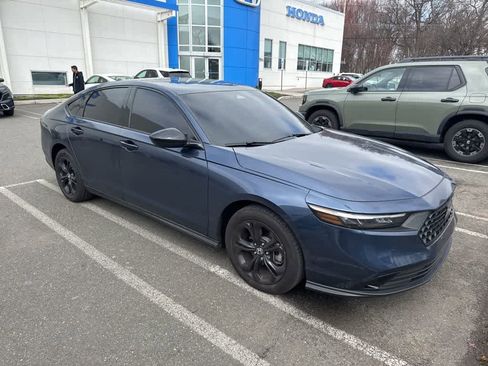 Used 2025 Honda Accord SE image 8