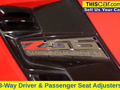 Used 2015 Chevrolet Corvette Z06 w/ 3LZ Preferred Equipment Group image 32