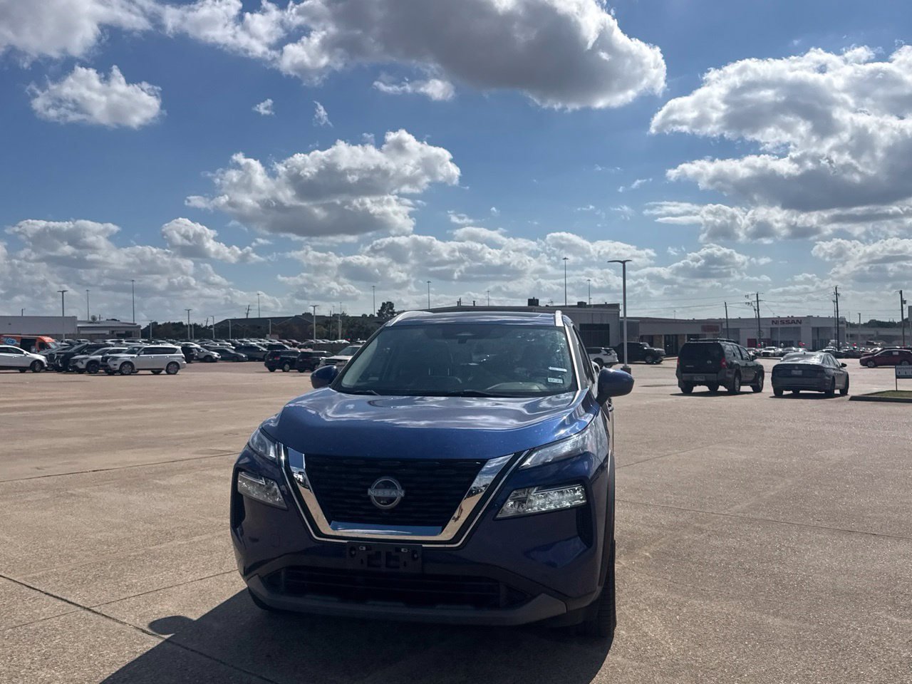 Certified 2023 Nissan Rogue SV w/ SV Premium B Package FWD image 8