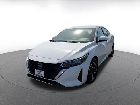 Used 2025 Nissan Sentra SV image 7