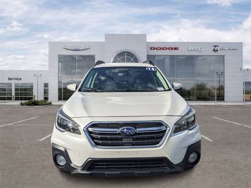 Used 2018 Subaru Outback 2.5i Premium image 6