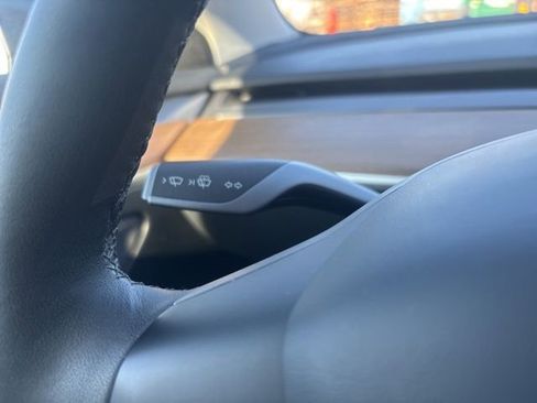 Used 2023 Tesla Model 3 Performance image 25