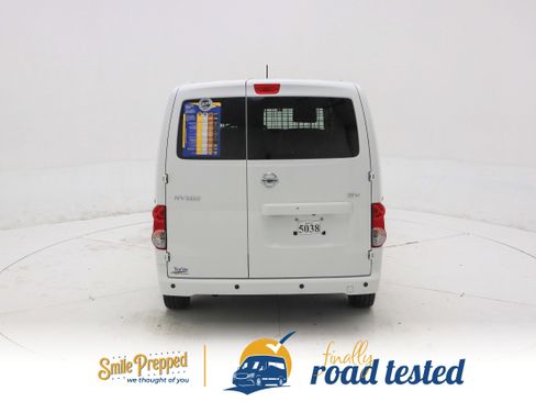 Used 2020 Nissan NV200 SV w/ Sliding Glass Door Package image 5