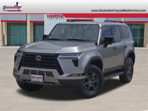 Used 2024 Lexus GX 550 image 1