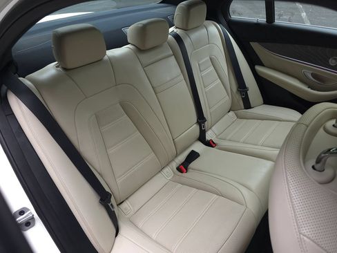Used 2021 Mercedes-Benz E 53 AMG 4MATIC Sedan image 18