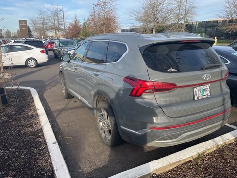 Used 2021 Hyundai Santa Fe SEL w/ Convenience Package image 6