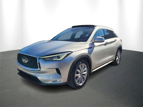 Used 2020 INFINITI QX50 Luxe image 2